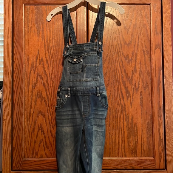 Almost Famous Blue Jean Overalls Size 7 - Picture 1 of 8